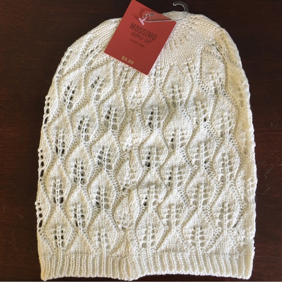 Mossimo Crotchet Fall/ Winter Hat - Picture 1 of 7